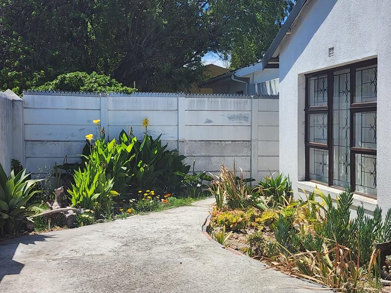 3 Bedroom Property for Sale in Austinville Western Cape